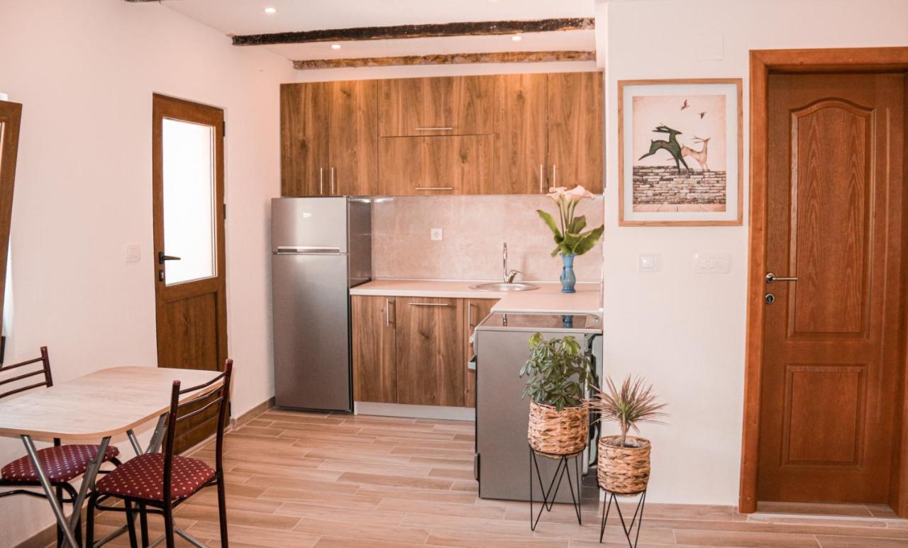 Apartmani Dumezic بار المظهر الخارجي الصورة