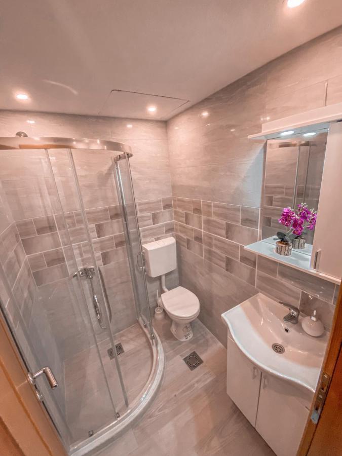 Apartmani Dumezic بار المظهر الخارجي الصورة