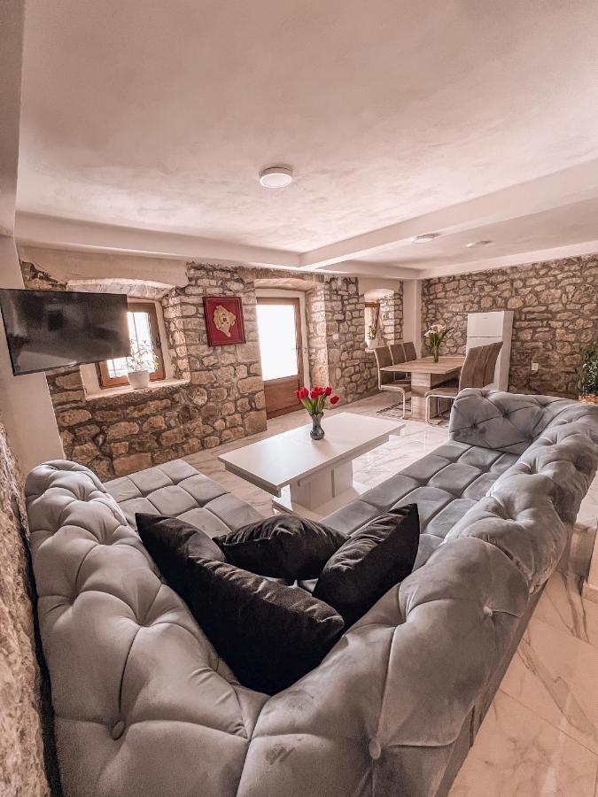 Apartmani Dumezic بار المظهر الخارجي الصورة